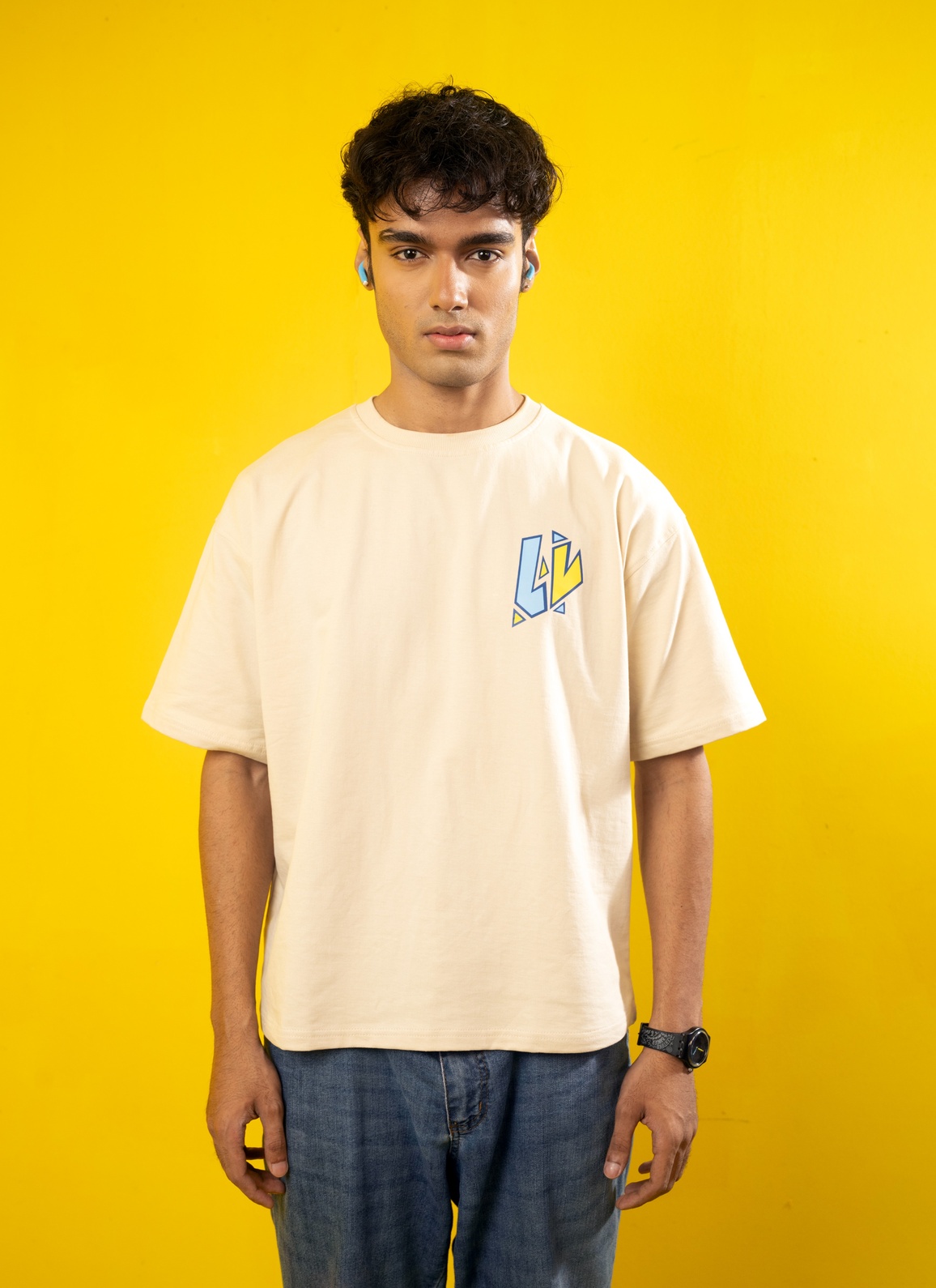 LV Signature Oversized Tee view 3